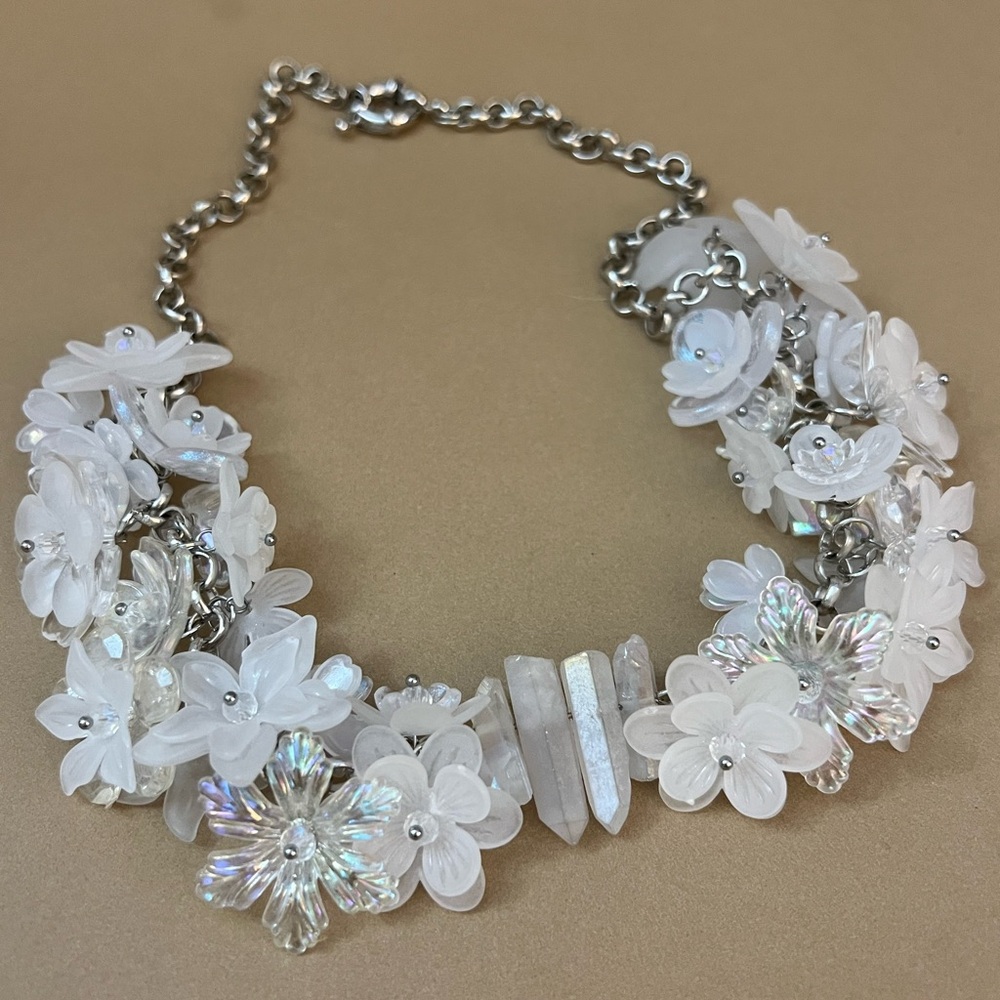 White Crystal Flower Statement Necklace – Fairycore Bridal Jewelry